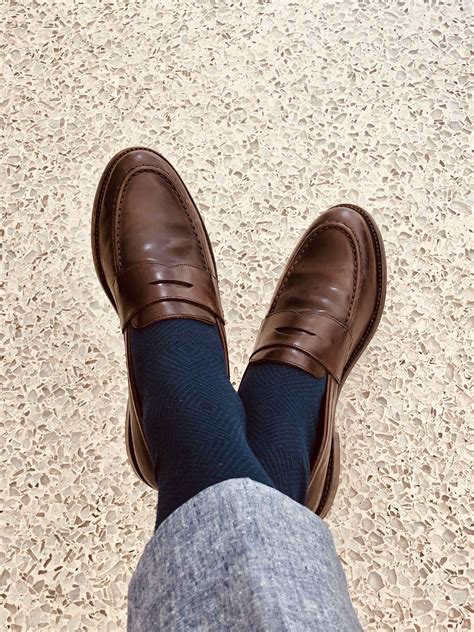 socks with penny loafers